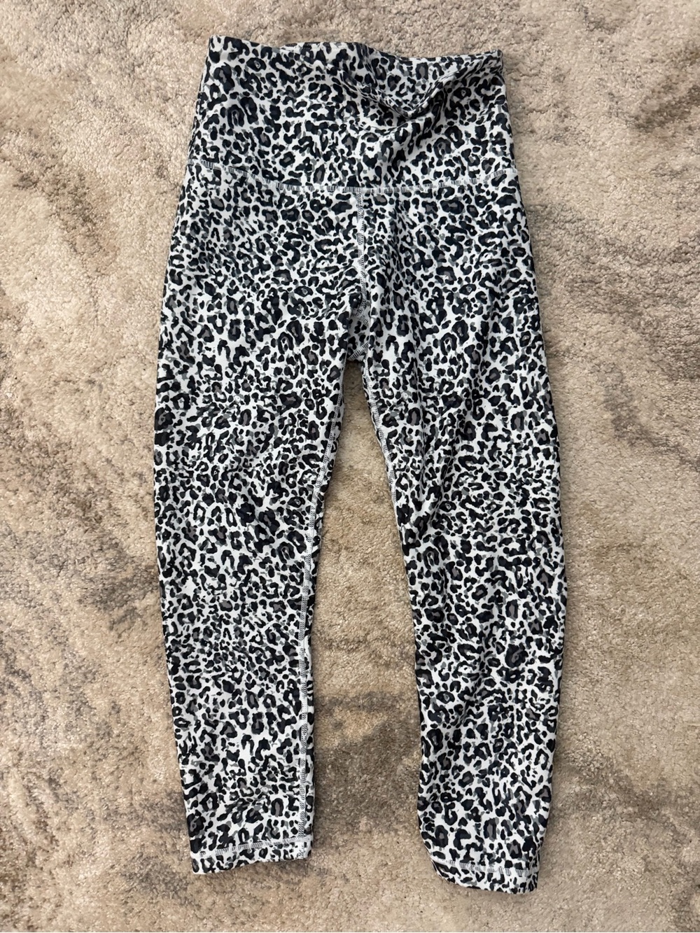 Black & White Leopard Print Leggings - High Waist